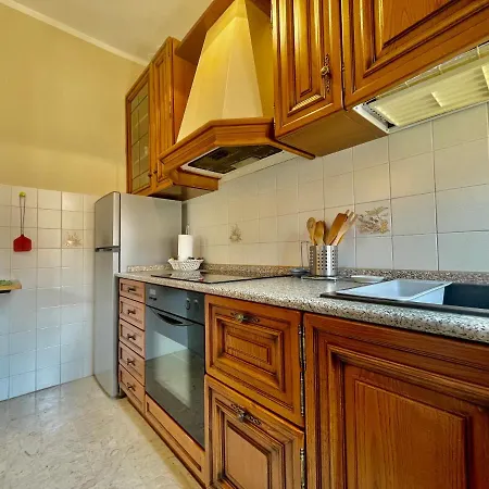 250 Mt Dal Mare 2 Locali A 3 Min Dalle Spiagge. Appartamento Pietra Ligure